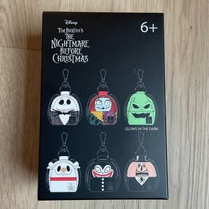 Loungefly The Nightmare Before Christmas - Mystery Mini Backpack Keychain